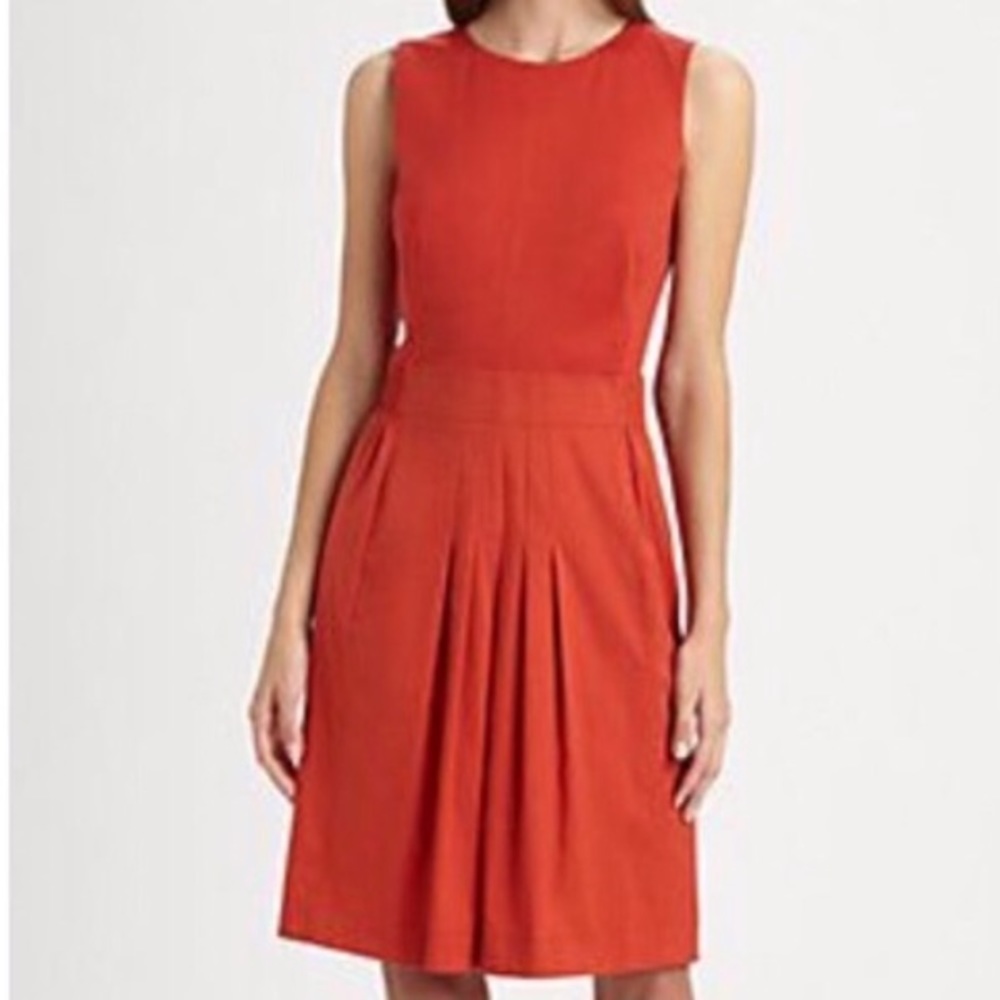 AKRIS punto Pleated Dress in Lipstick Size 6